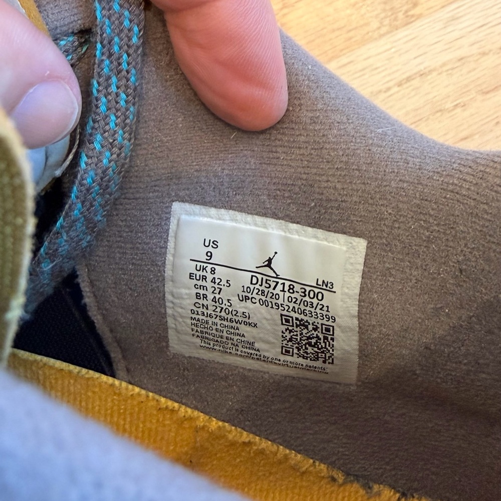 Jordan 4 Retro SP
30th Anniversary Union Desert Moss
Box and wrapping paper. - Picture 10 of 16